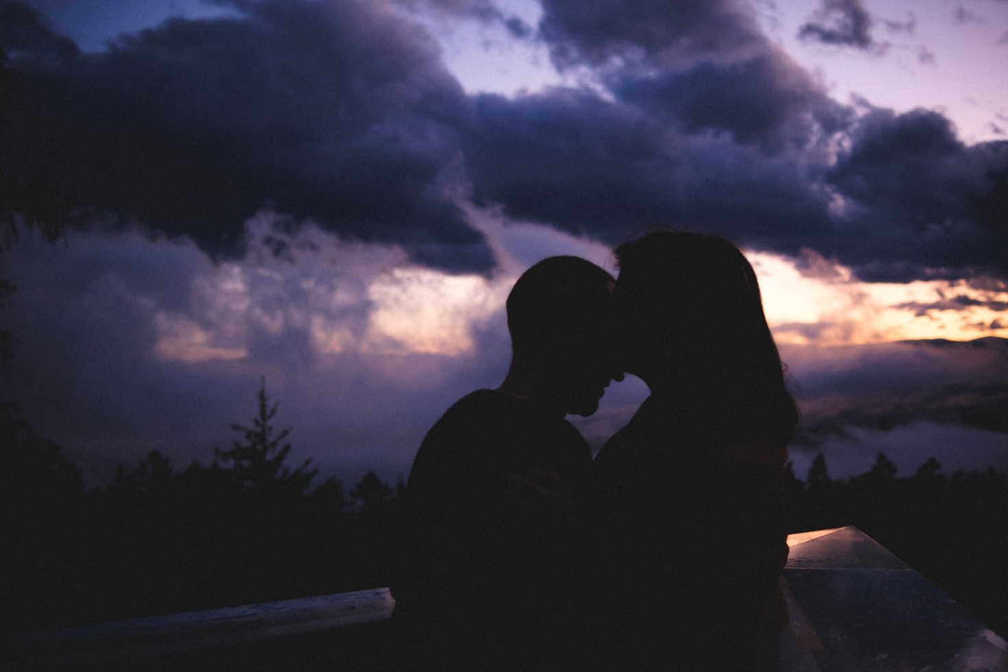Top Ten Romance Novels to Steal Your Heart